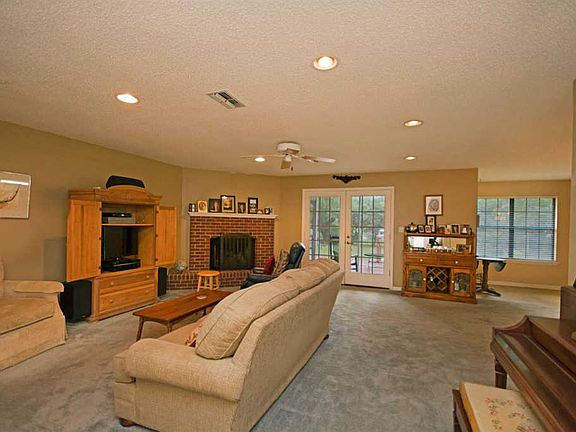 2nd image of 3224 Storrington Dr