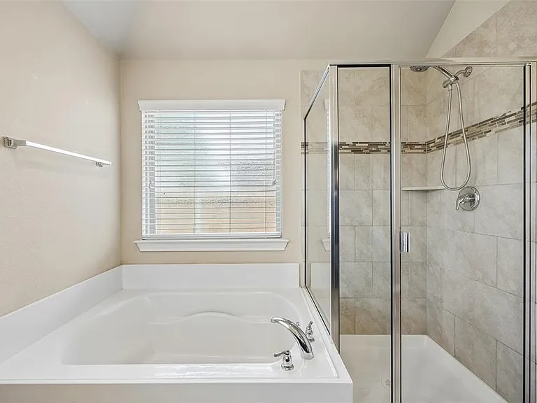 10016 Kemah Pl — Photo 16