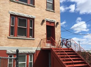 19 Russell Ave, Edgewater, NJ 07020