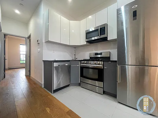 Rented by Brooklyn Rentals NYC | media 24