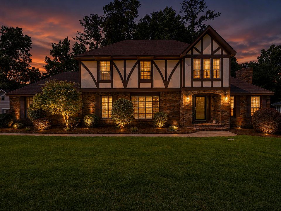 1st image of 125 Stillwood Dr