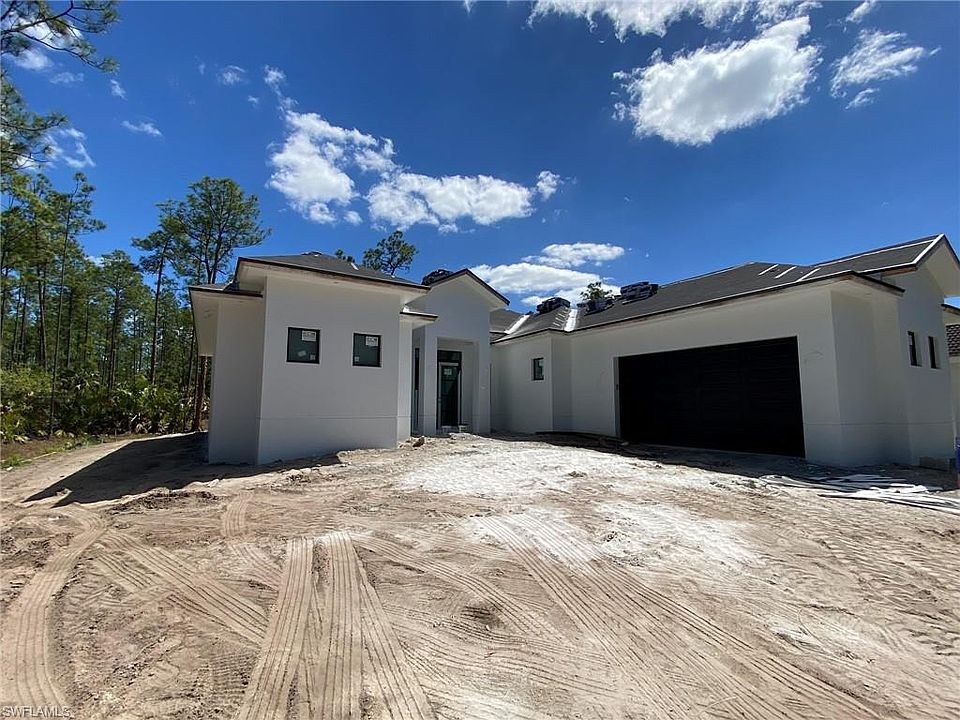 1st image of 684 Everglades BLVD N