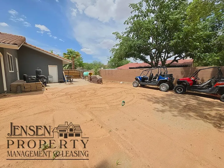1151 W Wesley Powell Dr — Photo 39