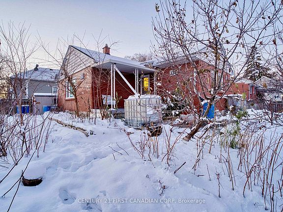 3rd image of 756 Cheapside St