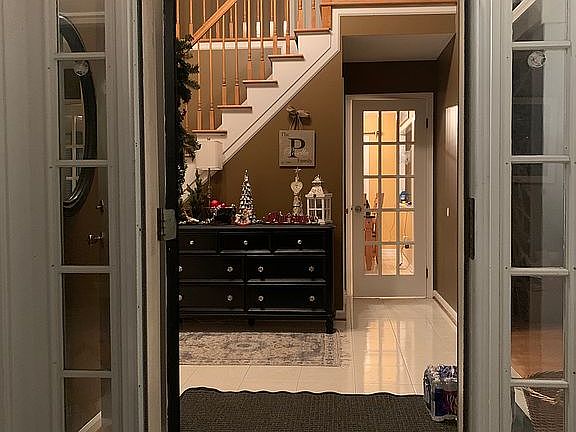 3rd image of 48 Chardonnay Dr
