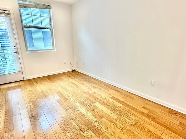 606 Kennedy Boulevard image 9 of 14