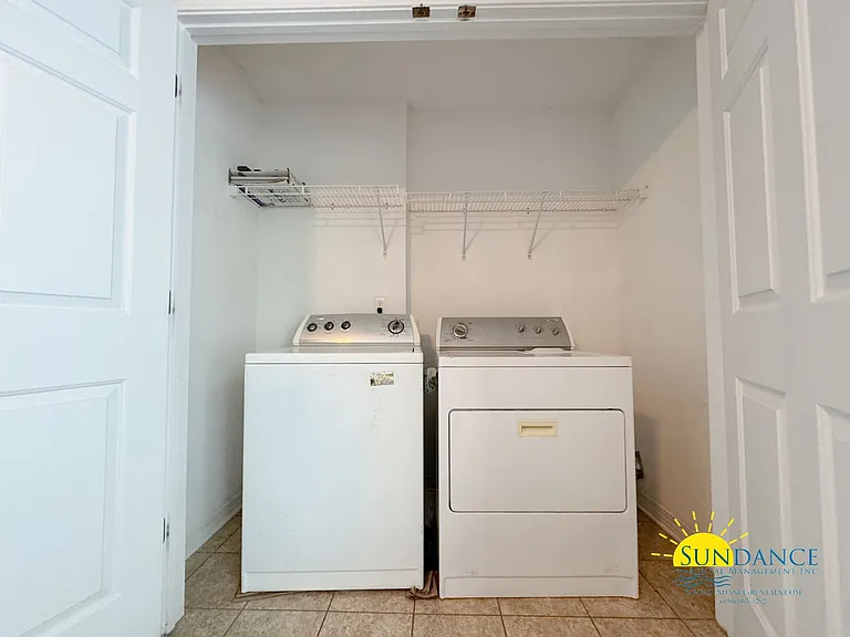 215 Twin Lakes Ln — Photo 19