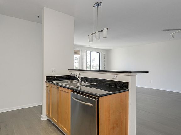 4th image of 19503 Stevens Creek Blvd Suite 331