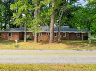 10421 Central Hill Rd, Windsor, VA 23487