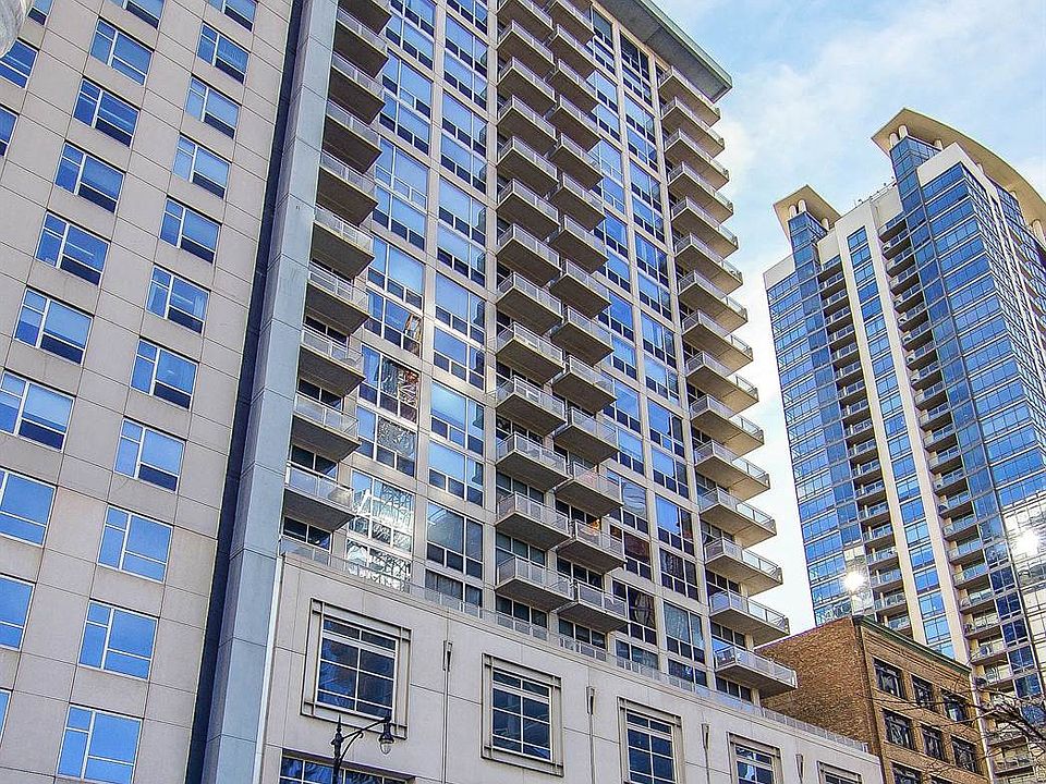 1st image of 1305 S Michigan Ave APT 810