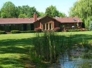 9535 Wolfinger Rd, Holland, OH 43528