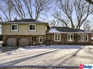 21721 Edgevale Pl, Elkhorn, NE 68022