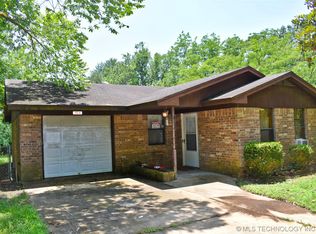 904 SE 6th St, Antlers, OK 74523