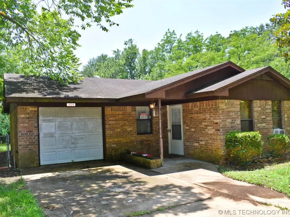 904 SE 6th St, Antlers, OK 74523