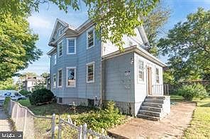 2nd image of 3900 5th St