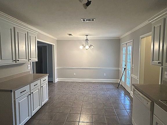 Kitchen and dining area. 