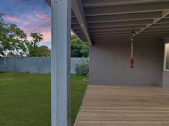 2nd image of 2744 El Rey St