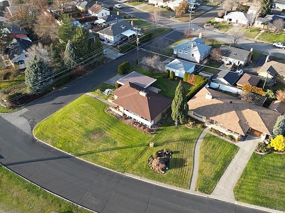 5th image of 3028 W Riverview Dr