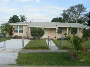 16221 SW 99th Ct, Miami, FL 33157