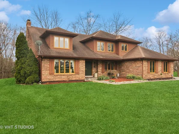 1422 Kirkwall Ct, Inverness, IL 60010