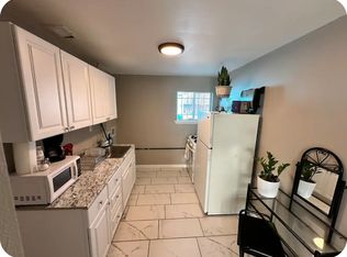 324 Princeton Dr SE, Albuquerque, NM 87106