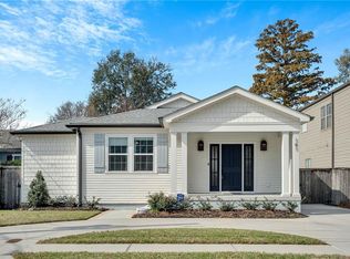 141 Metairie Ct, Metairie, LA 70001