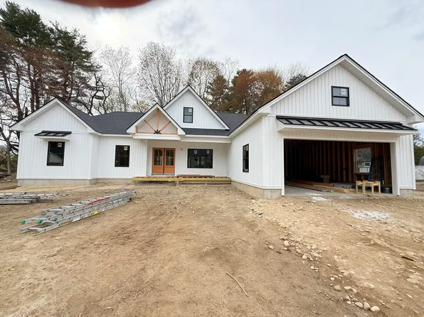 3 Walker Drive #101, Saco, ME 04072
