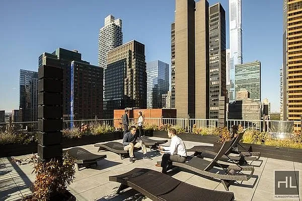 Rented by Highline Residential | media 26
