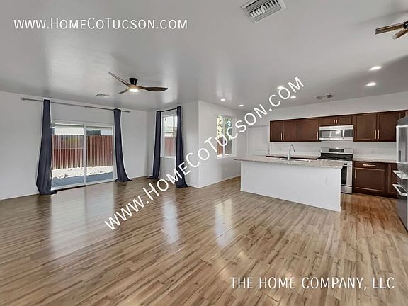 5th image of 70 W 21st St