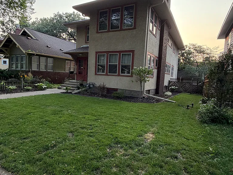 3523 Fremont Ave S — Photo 2