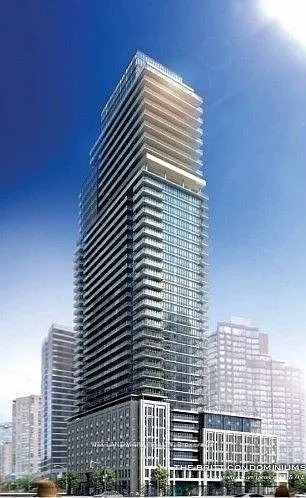 955 Bay St Photo 1
