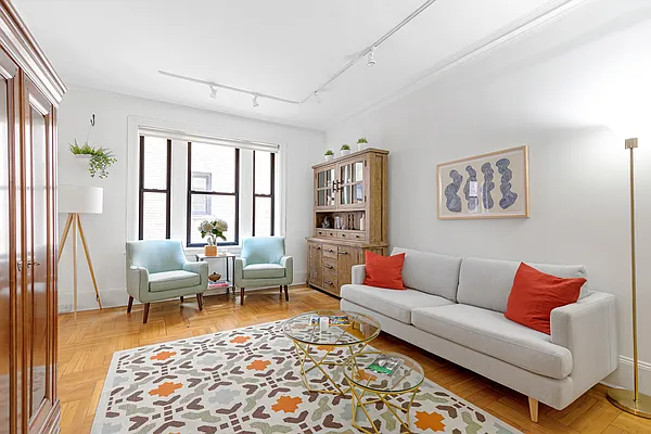 Sold by Compass | media 11