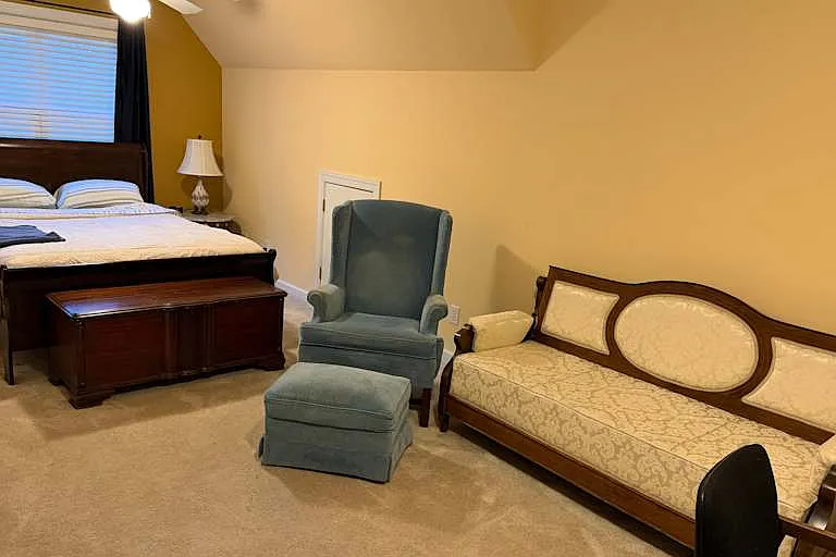 4405 Thistlehill Ct — Photo 1