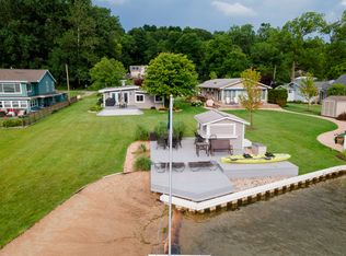 65760 Lakeshore Dr, Vandalia, MI 49095