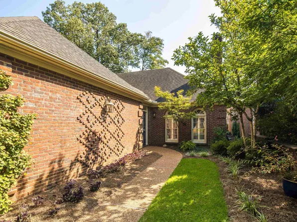 380 Greenway Pl Lot 19, Memphis, TN 38117