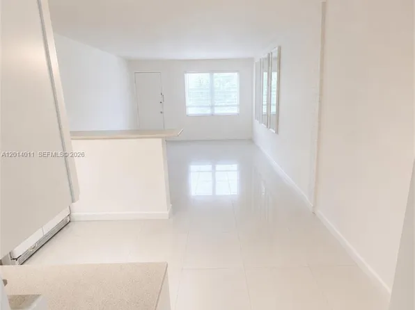 1120 102nd St APT 4, Bay Harbor Islands, FL 33154