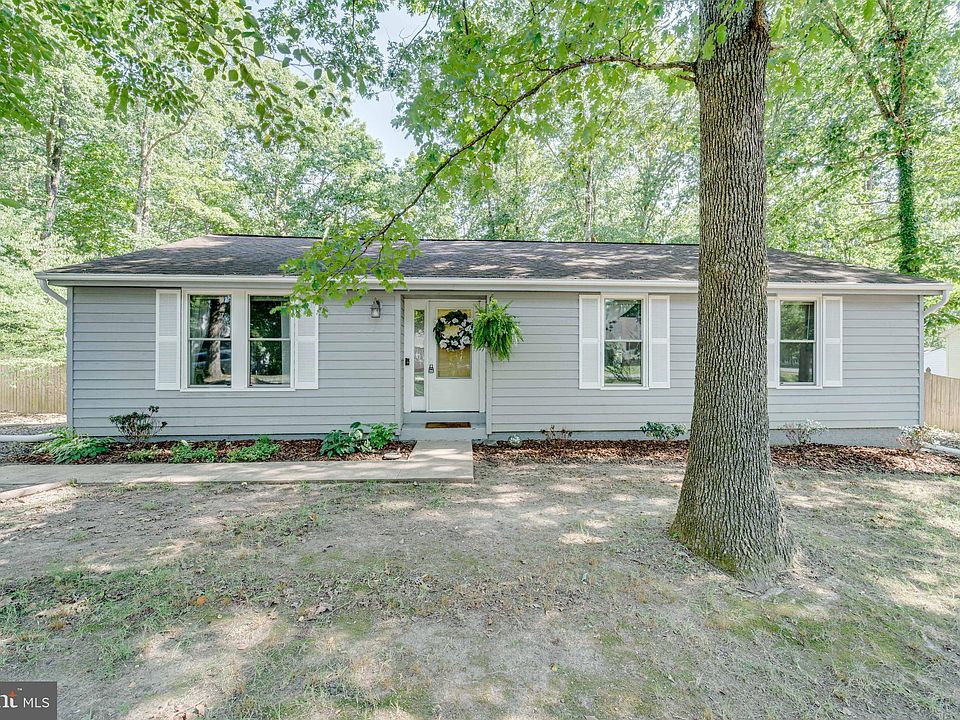 1st image of 10603 Holleybrooke Dr