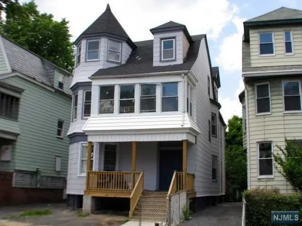 161 No 16 St, East Orange, NJ 07017