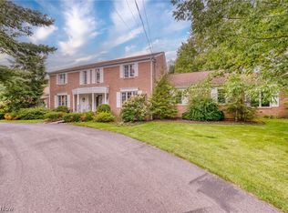 2740 Belgrave Rd, Pepper Pike, OH 44124