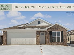 640 Marcella St, Prairie Grove, AR 72753