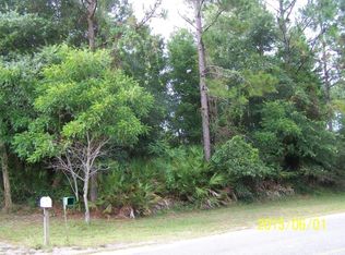 106 Clearwater Rd, Satsuma, FL 32189