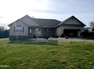 112 Mountain Shores Rd, New Tazewell, TN 37825