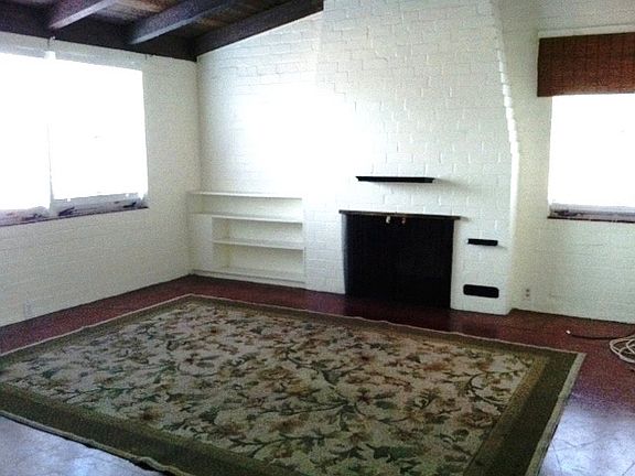 2nd image of 2626 E Lee St