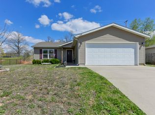 158 Echo Valley Cir, Reeds Spring, MO 65737