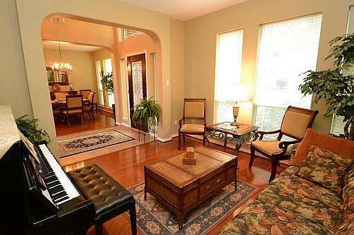 5th image of 1422 Mustang Lake Ct