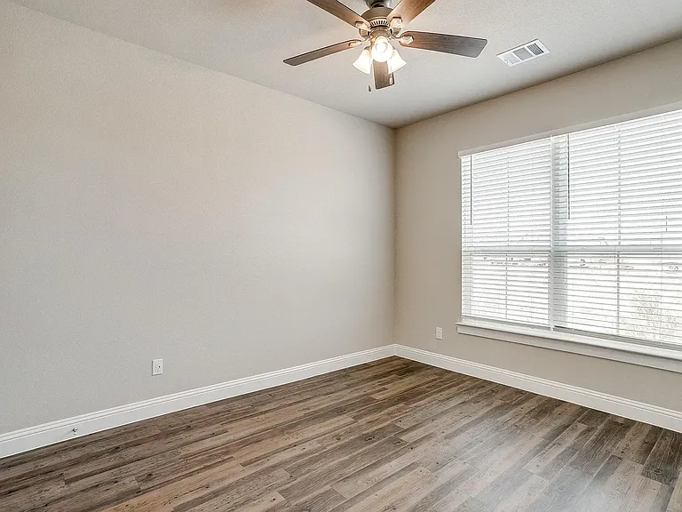 Stone Lake Townhomes — Photo 21