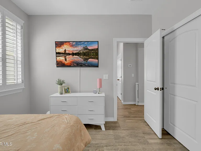 12316 Desert Path Ct — Photo 10