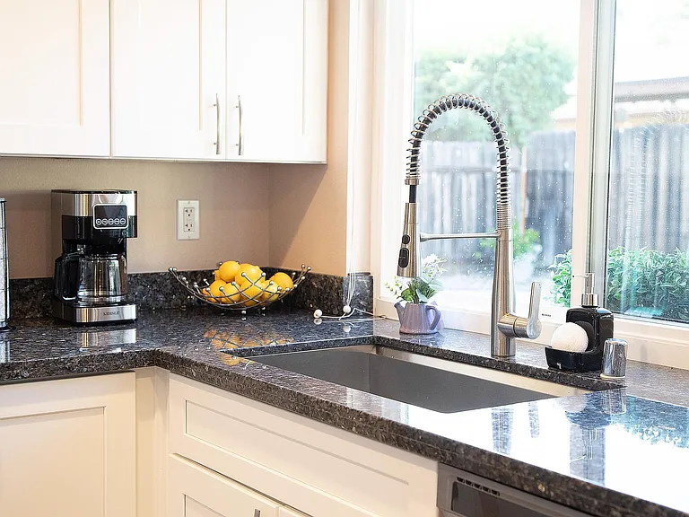 458 Las Brisas Dr — Photo 31