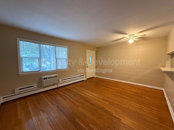 3rd image of 227 Uteg St #2