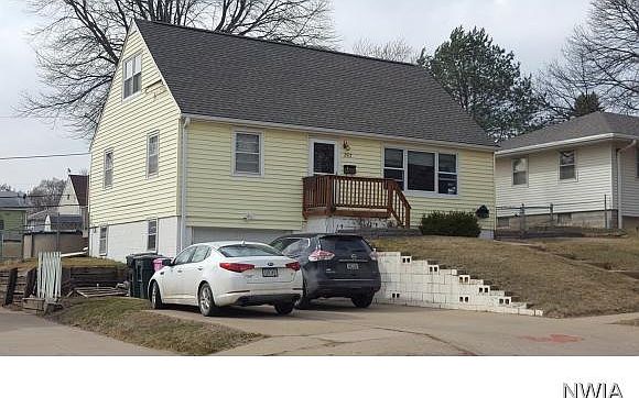 1st image of 2917 S Coral St